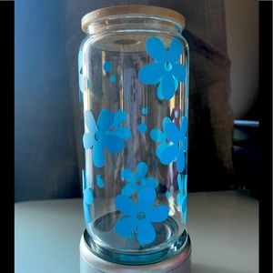 Blue flowers 16oz